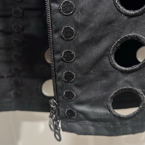 Fun black zip front jacket - Picture 3 of 5